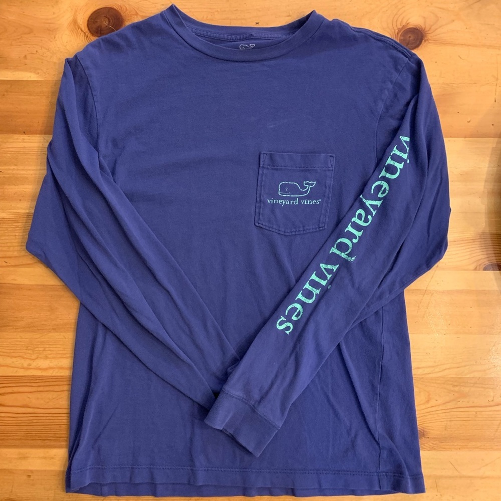 Vineyard Vines vintage whale long sleeve